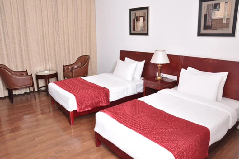 Farm Houses for Wedding in Delhi